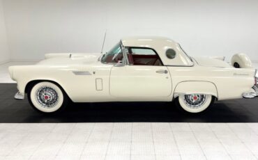 Ford-Thunderbird-1956-Colonial-White-Red