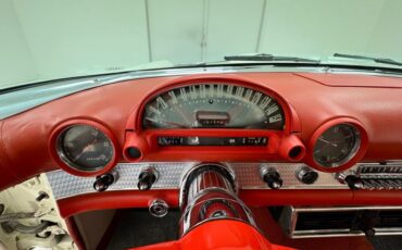 Ford-Thunderbird-1956-Colonial-White-Red-4