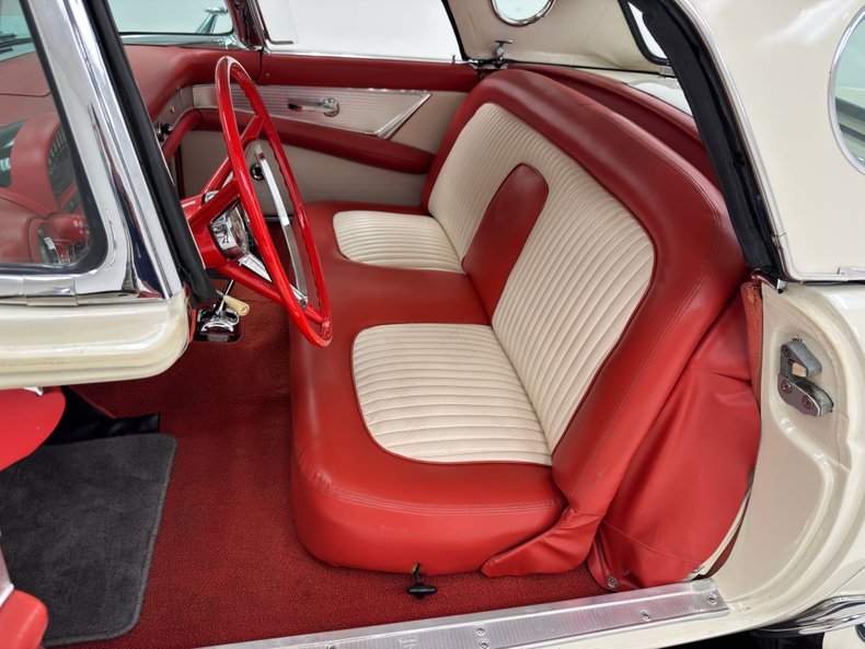 Ford-Thunderbird-1956-Colonial-White-Red-46