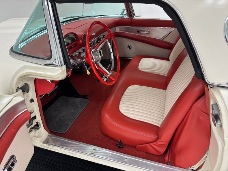 Ford-Thunderbird-1956-Colonial-White-Red-47