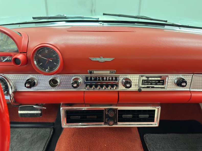 Ford-Thunderbird-1956-Colonial-White-Red-6