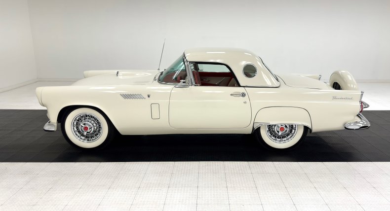 Ford-Thunderbird-1956-Colonial-White-Red