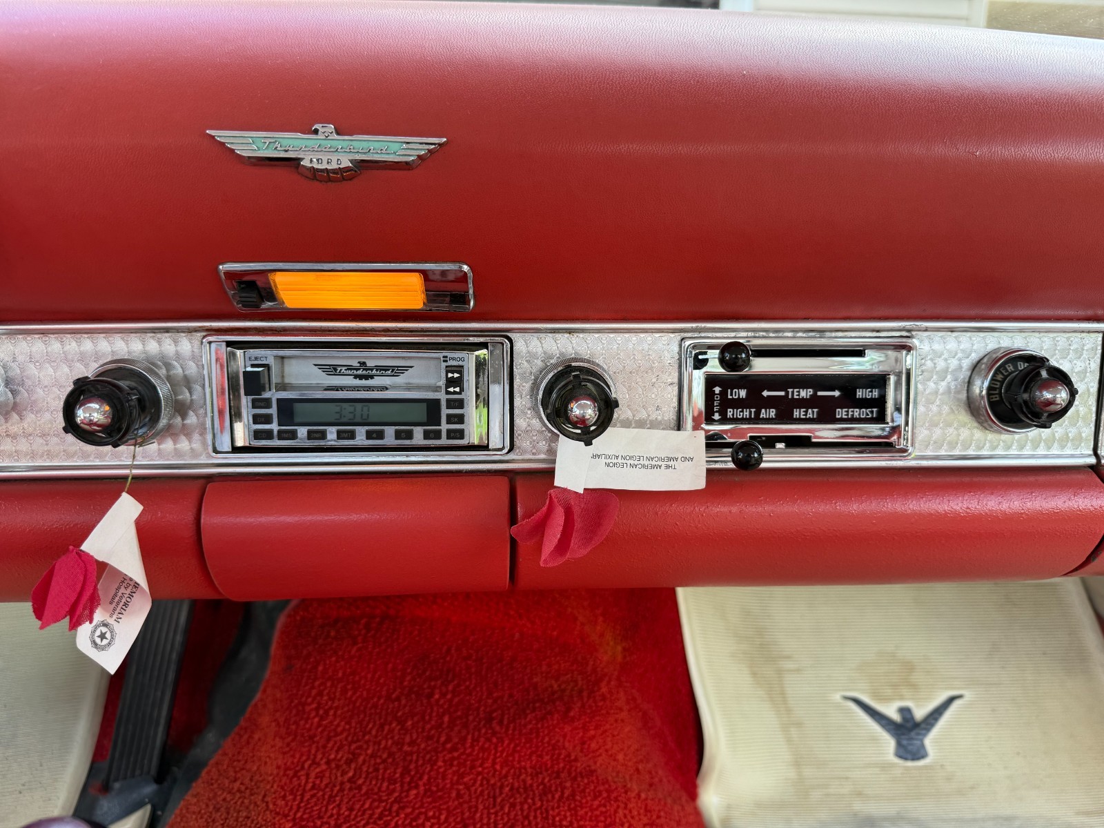 Ford-Thunderbird-1956-Convertible-11