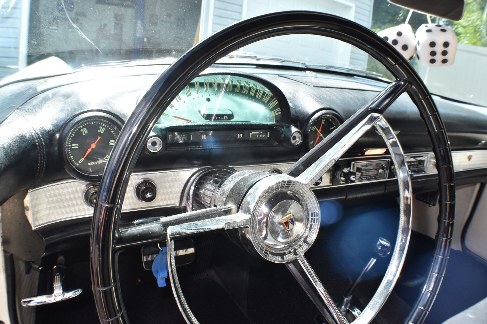 Ford-Thunderbird-1956-Convertible-17