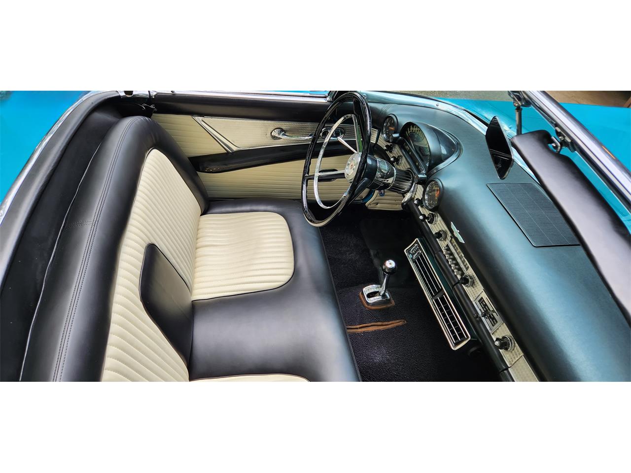 Ford-Thunderbird-1956-Peacock-Blue-WhiteBlack-14