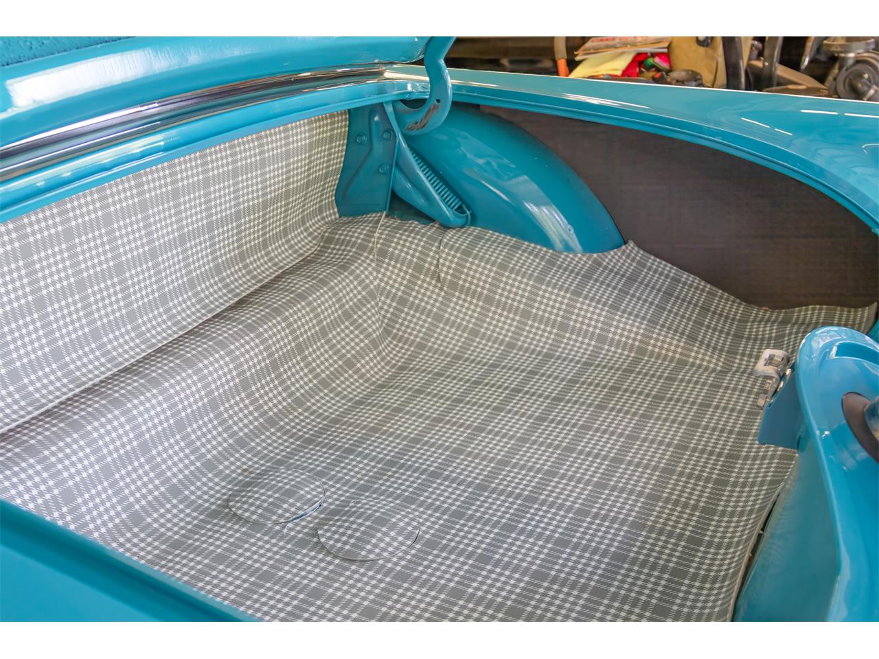 Ford-Thunderbird-1956-Peacock-Blue-Whitepeacock-blue-6