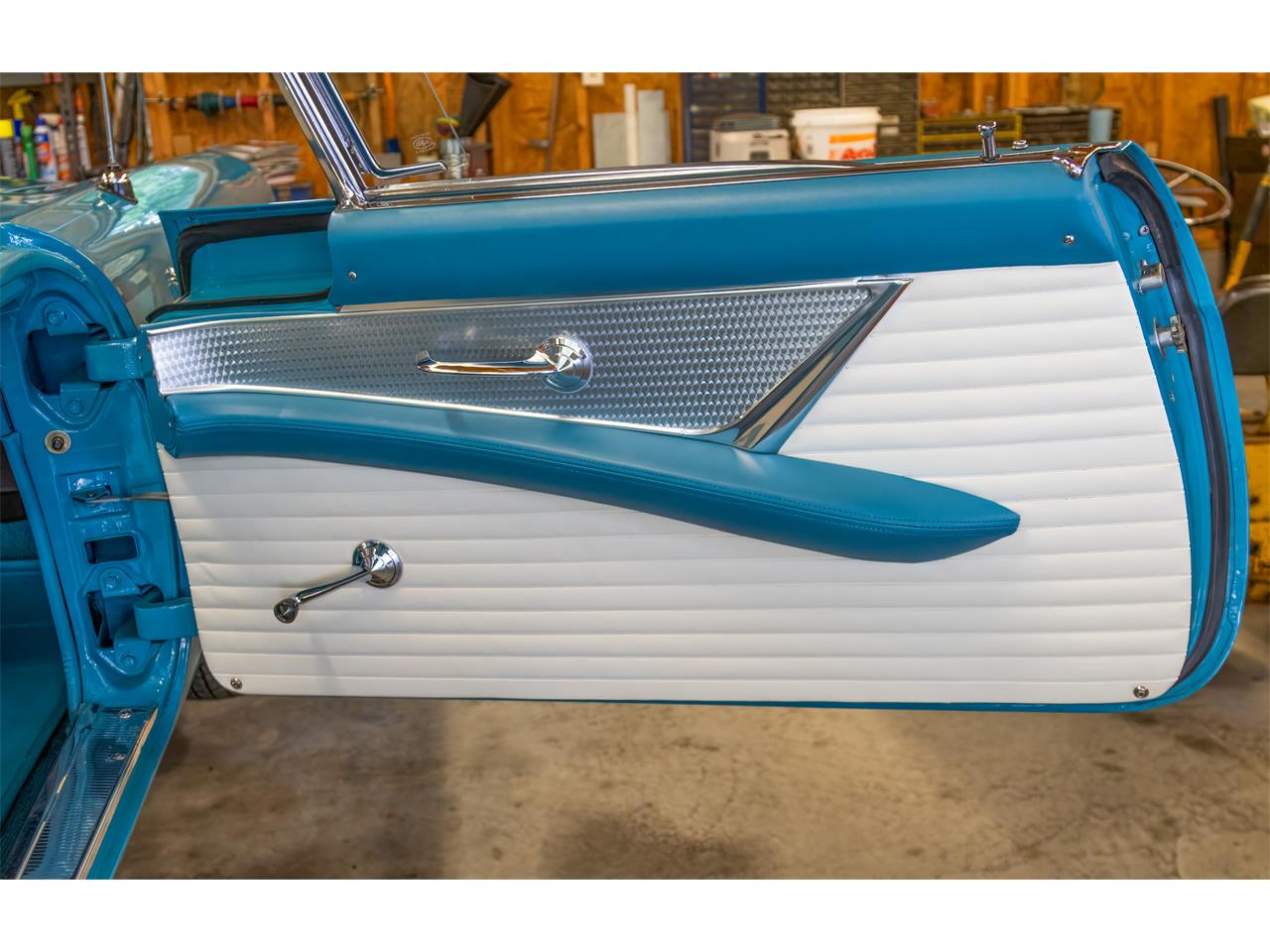 Ford-Thunderbird-1956-Peacock-Blue-Whitepeacock-blue-9