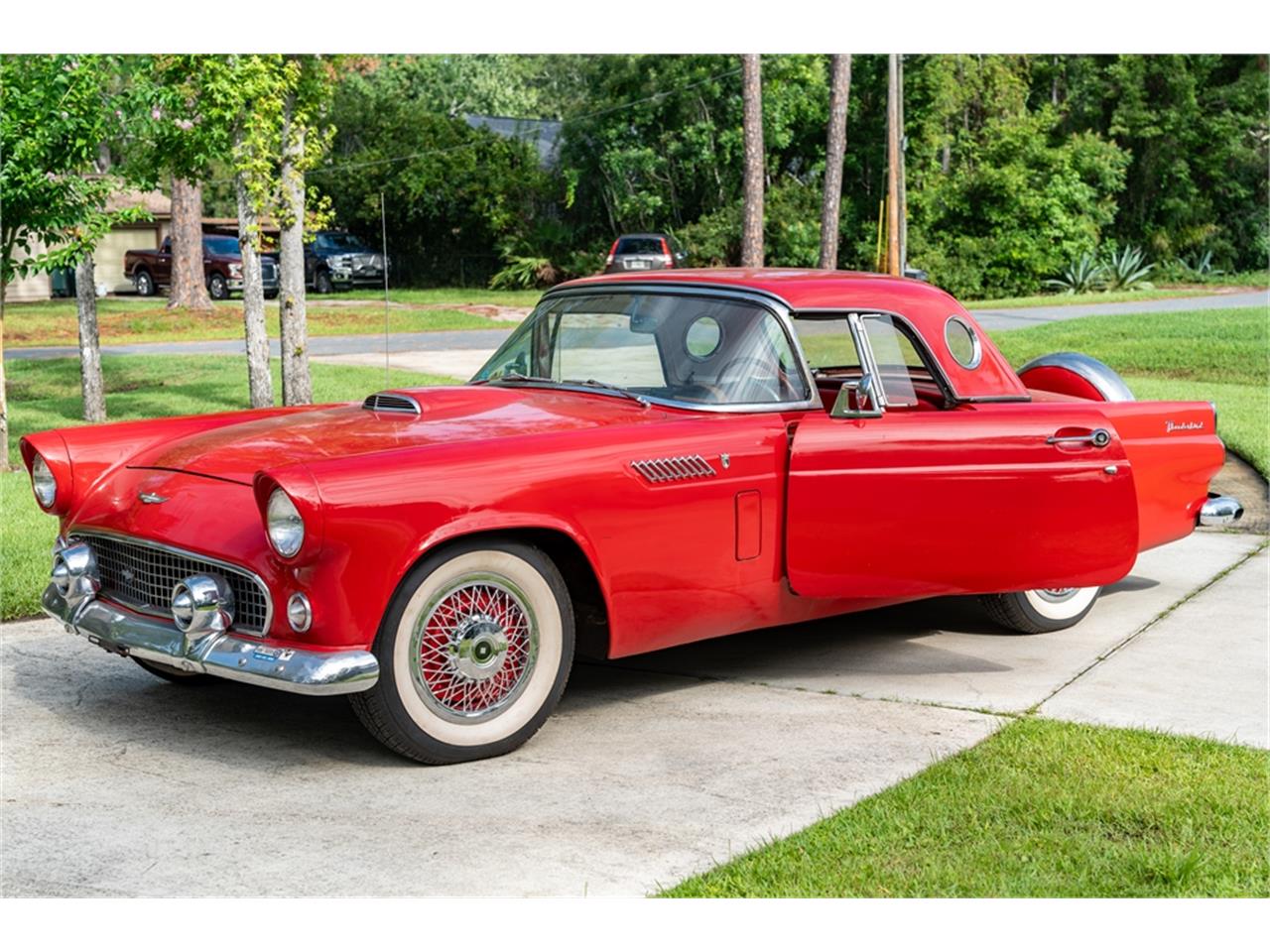 Ford-Thunderbird-1956-Red-Red-and-white-15