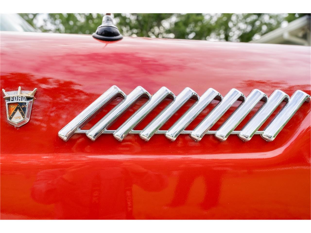 Ford-Thunderbird-1956-Red-Red-and-white-25