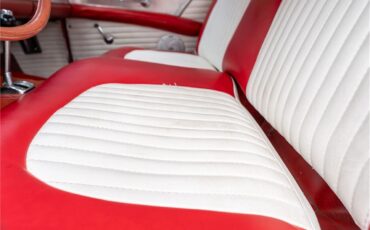 Ford-Thunderbird-1956-Red-Red-and-white-3