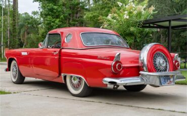 Ford-Thunderbird-1956-Red-Red-and-white-9