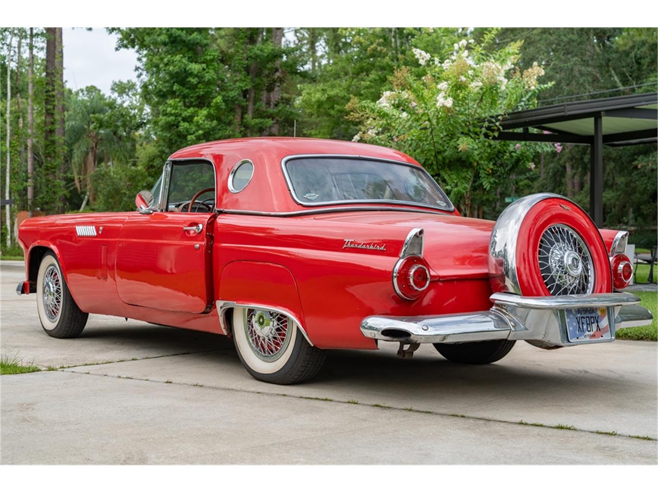 Ford-Thunderbird-1956-Red-Red-and-white-9
