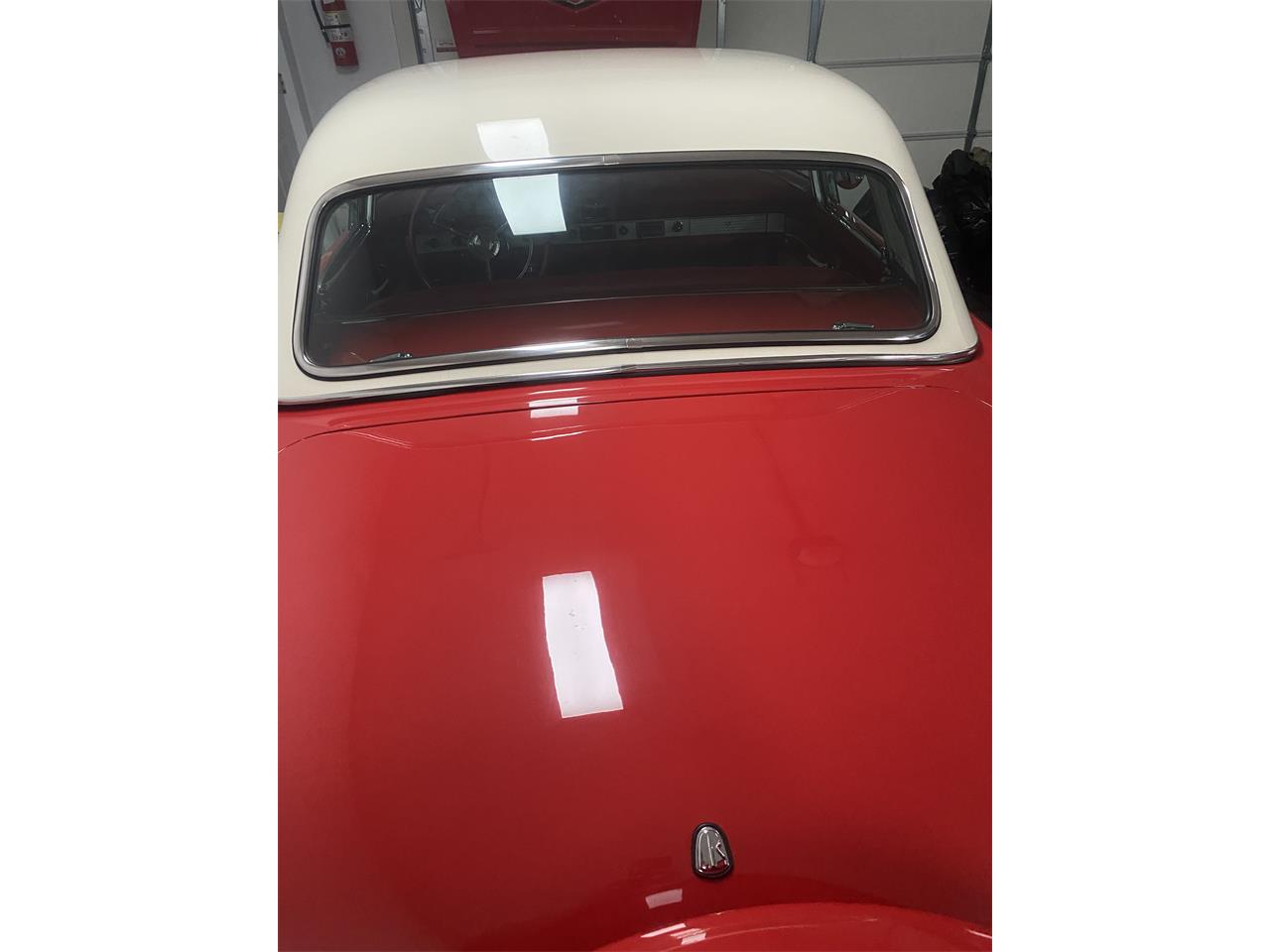 Ford-Thunderbird-1956-Red-with-white-top-Red-amp-White-4
