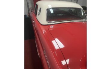 Ford-Thunderbird-1956-Red-with-white-top-Red-amp-White-5