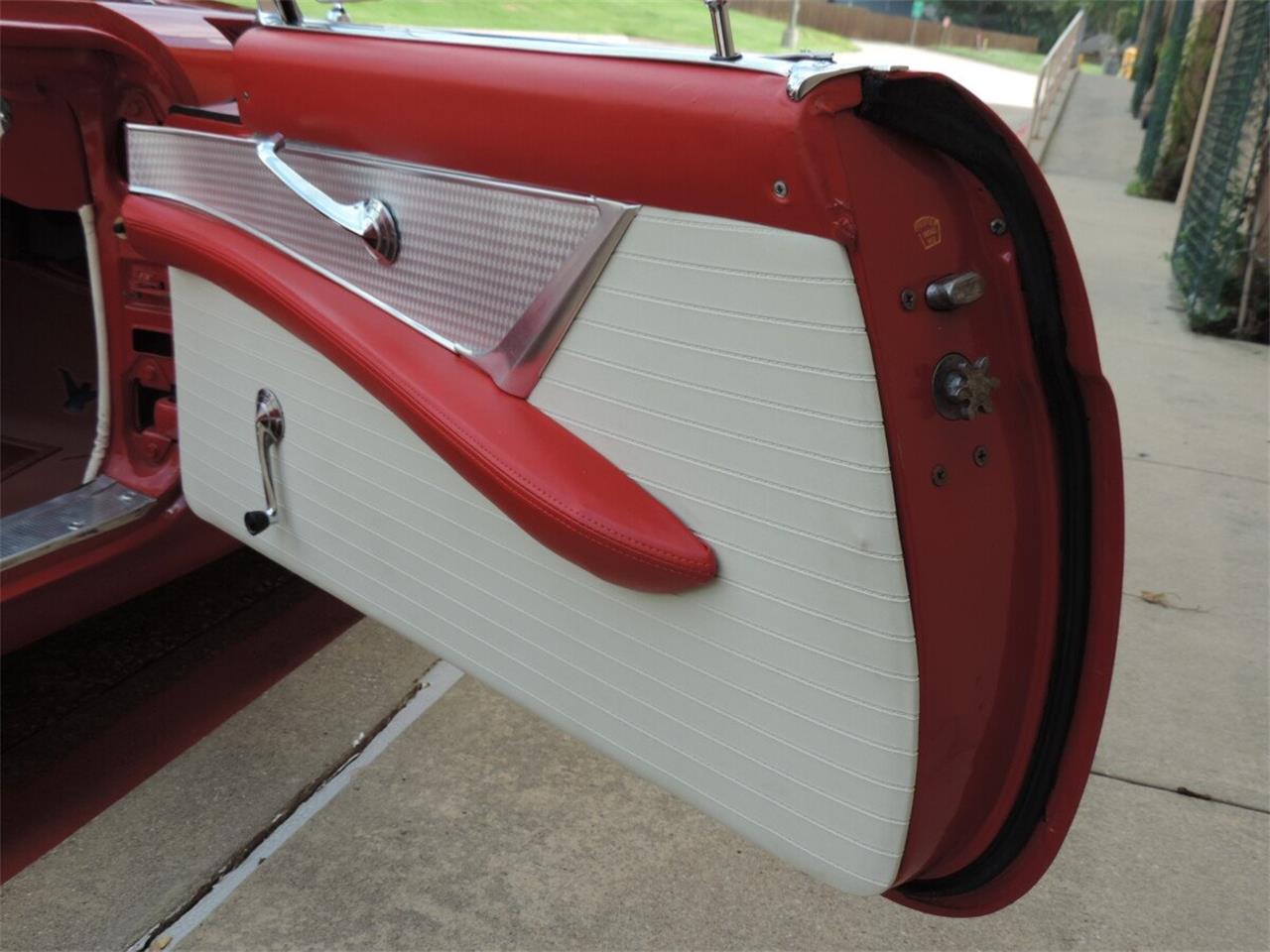 Ford-Thunderbird-1956-Torch-Red-Torch-RedWhite-14