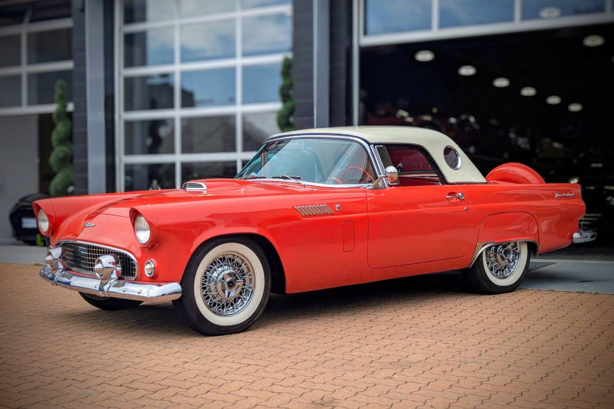 Ford-Thunderbird-1956-red-3
