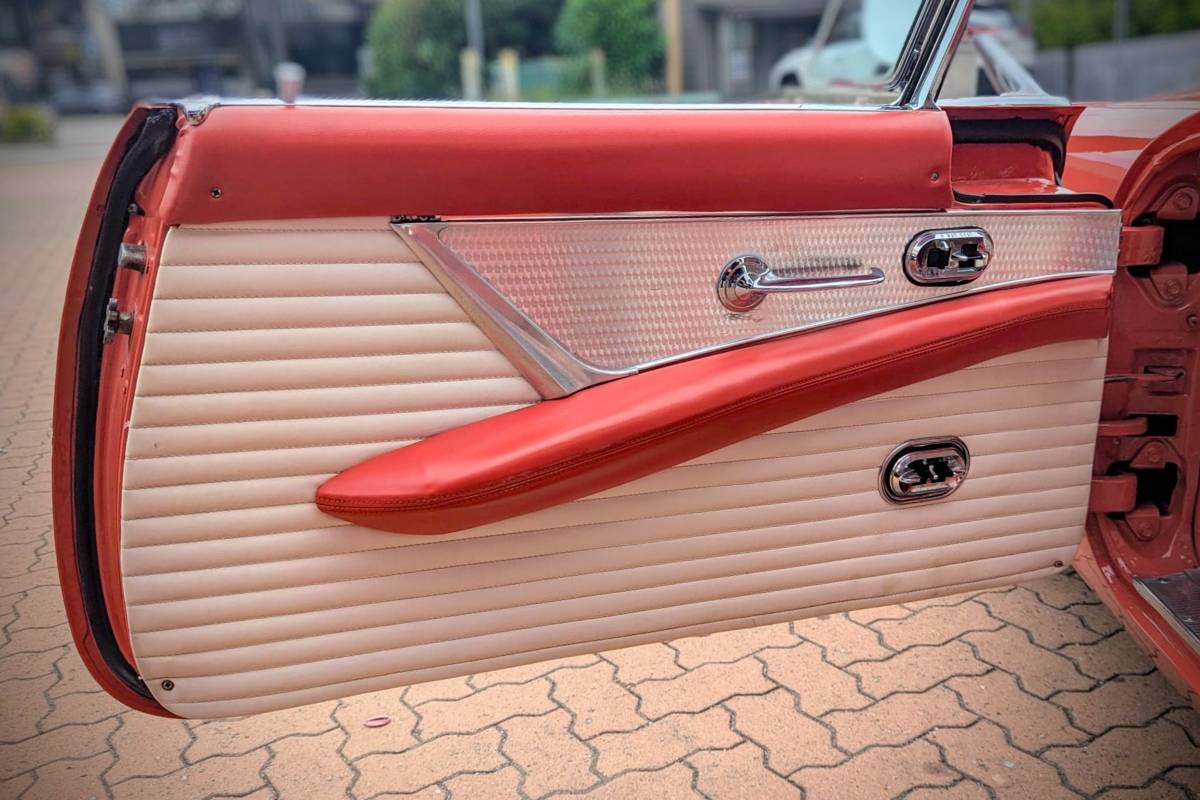 Ford-Thunderbird-1956-red-7
