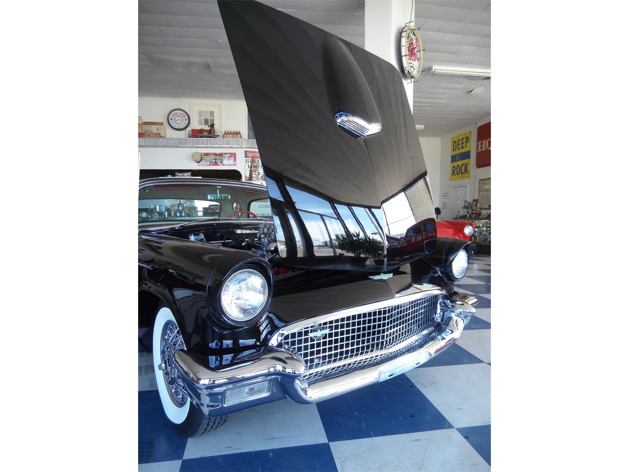 Ford-Thunderbird-1957-Black-Red-19