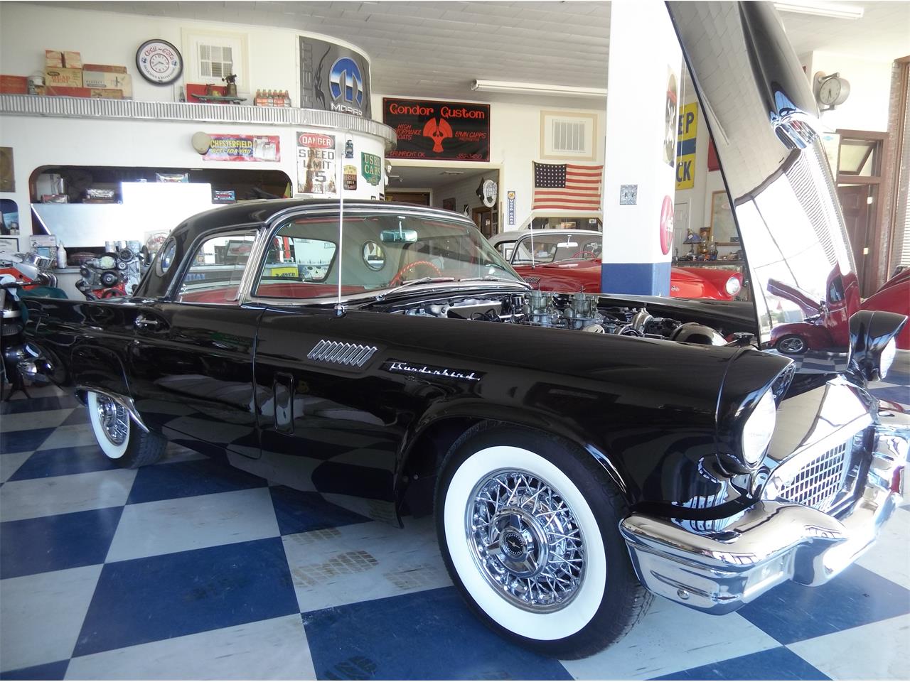 Ford-Thunderbird-1957-Black-Red-5