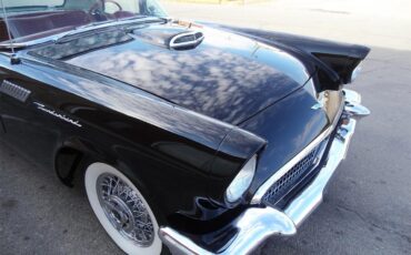 Ford-Thunderbird-1957-Black-Red-6