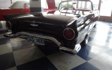 Ford-Thunderbird-1957-Black-Red-9