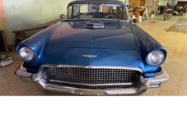 Ford-Thunderbird-1957-Blue-Navywhite