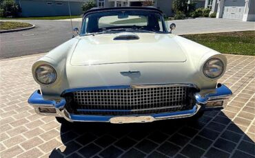 Ford-Thunderbird-1957-Colonial-White-Navy-Blue-17