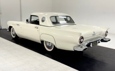 Ford-Thunderbird-1957-Colonial-White-Raven-Black-12