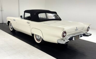 Ford-Thunderbird-1957-Colonial-White-Raven-Black-13