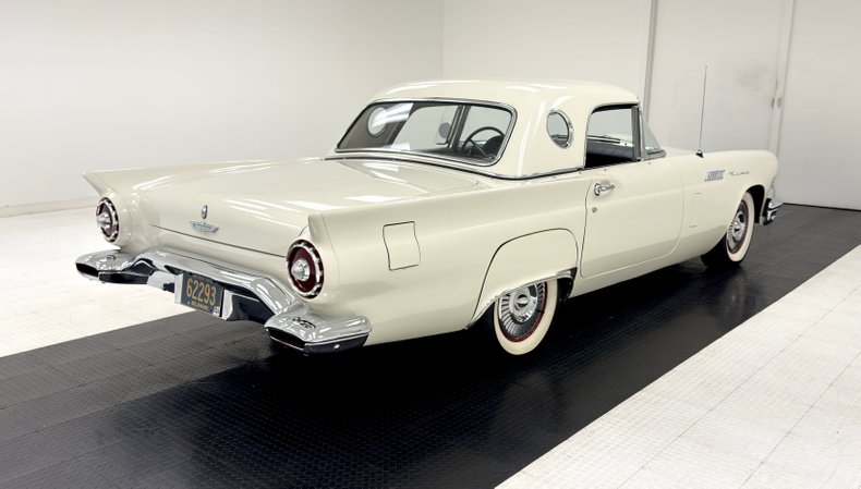 Ford-Thunderbird-1957-Colonial-White-Raven-Black-16