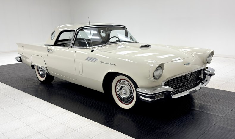 Ford-Thunderbird-1957-Colonial-White-Raven-Black-18
