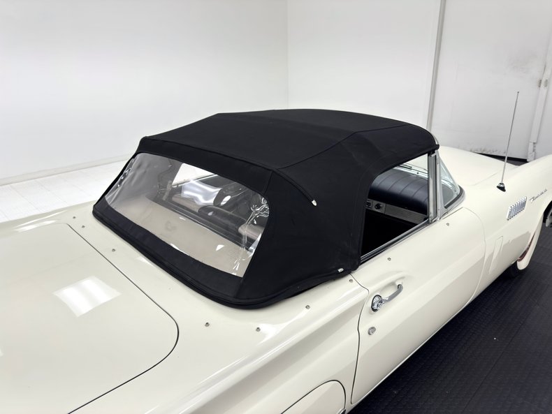 Ford-Thunderbird-1957-Colonial-White-Raven-Black-31