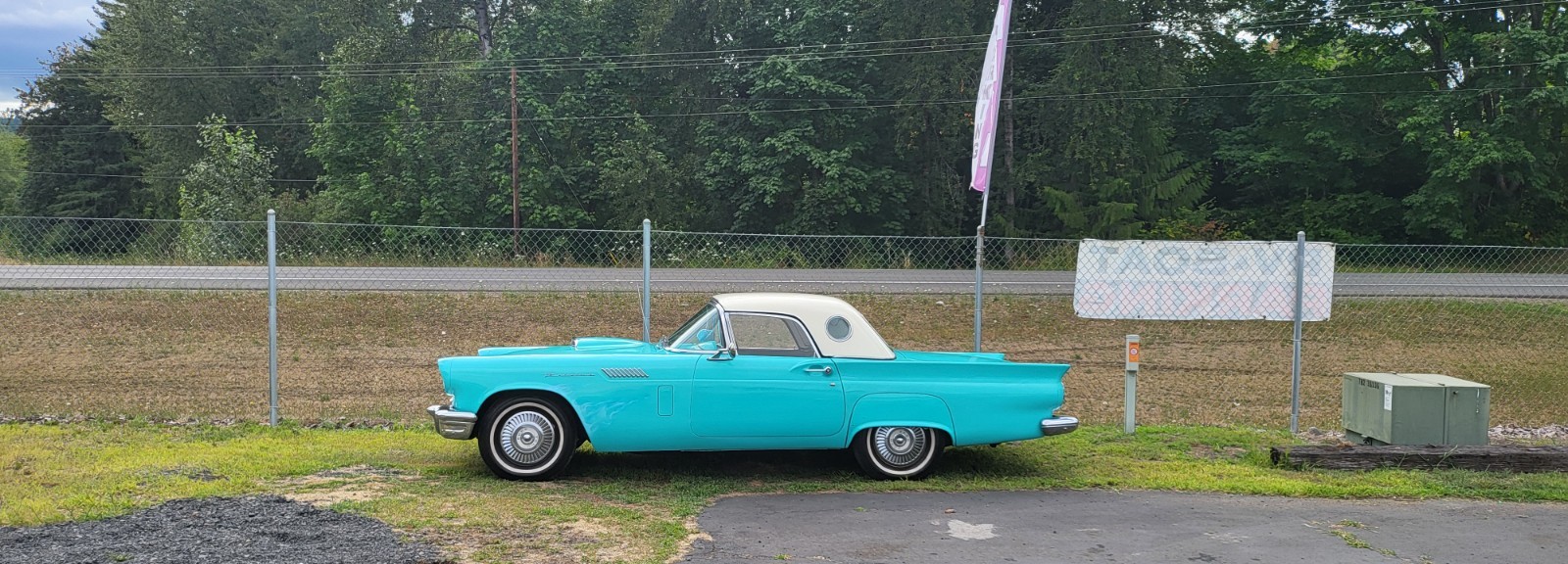 Ford-Thunderbird-1957-Convertible-1
