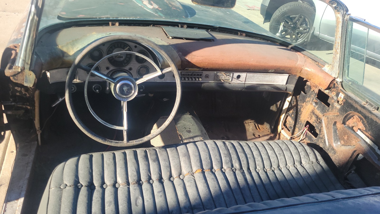 Ford-Thunderbird-1957-Convertible-10