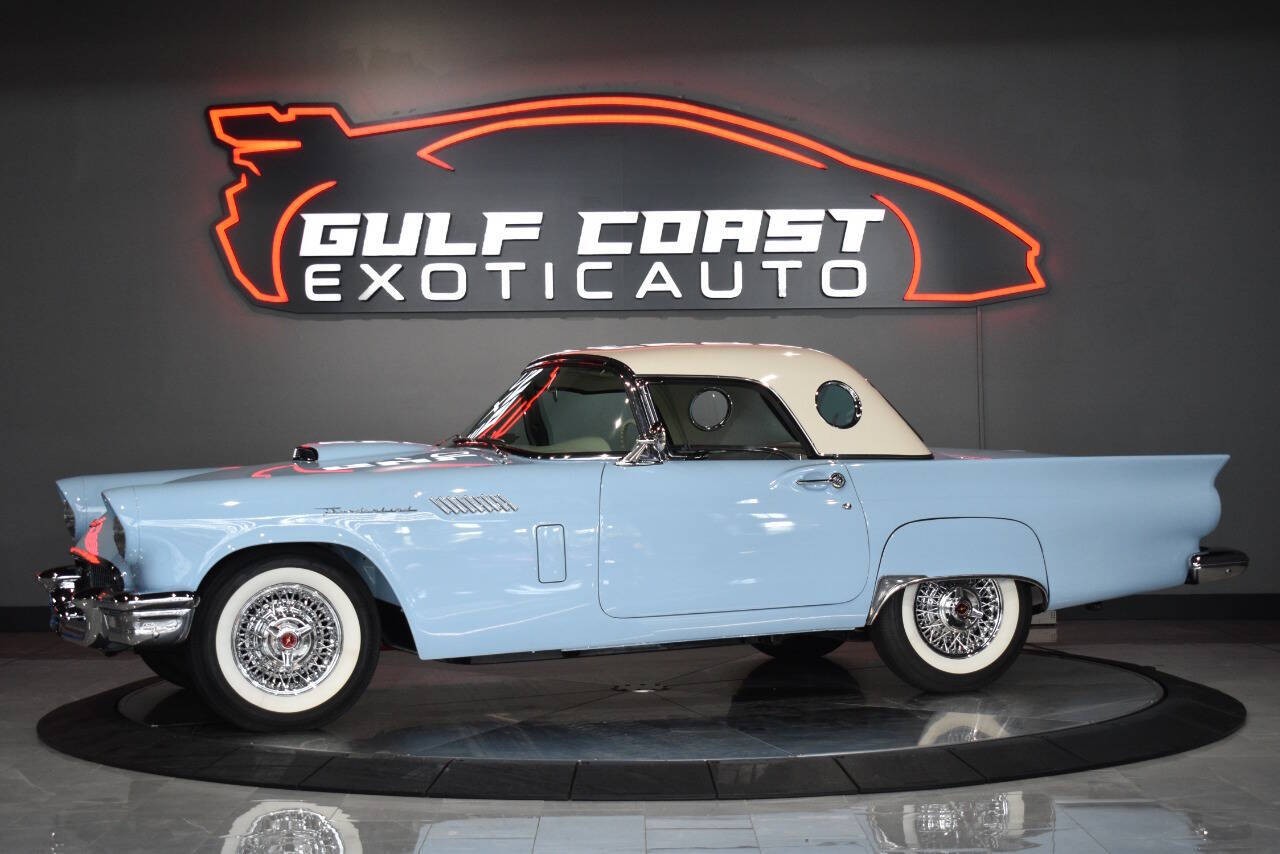 Ford-Thunderbird-1957-Convertible-2