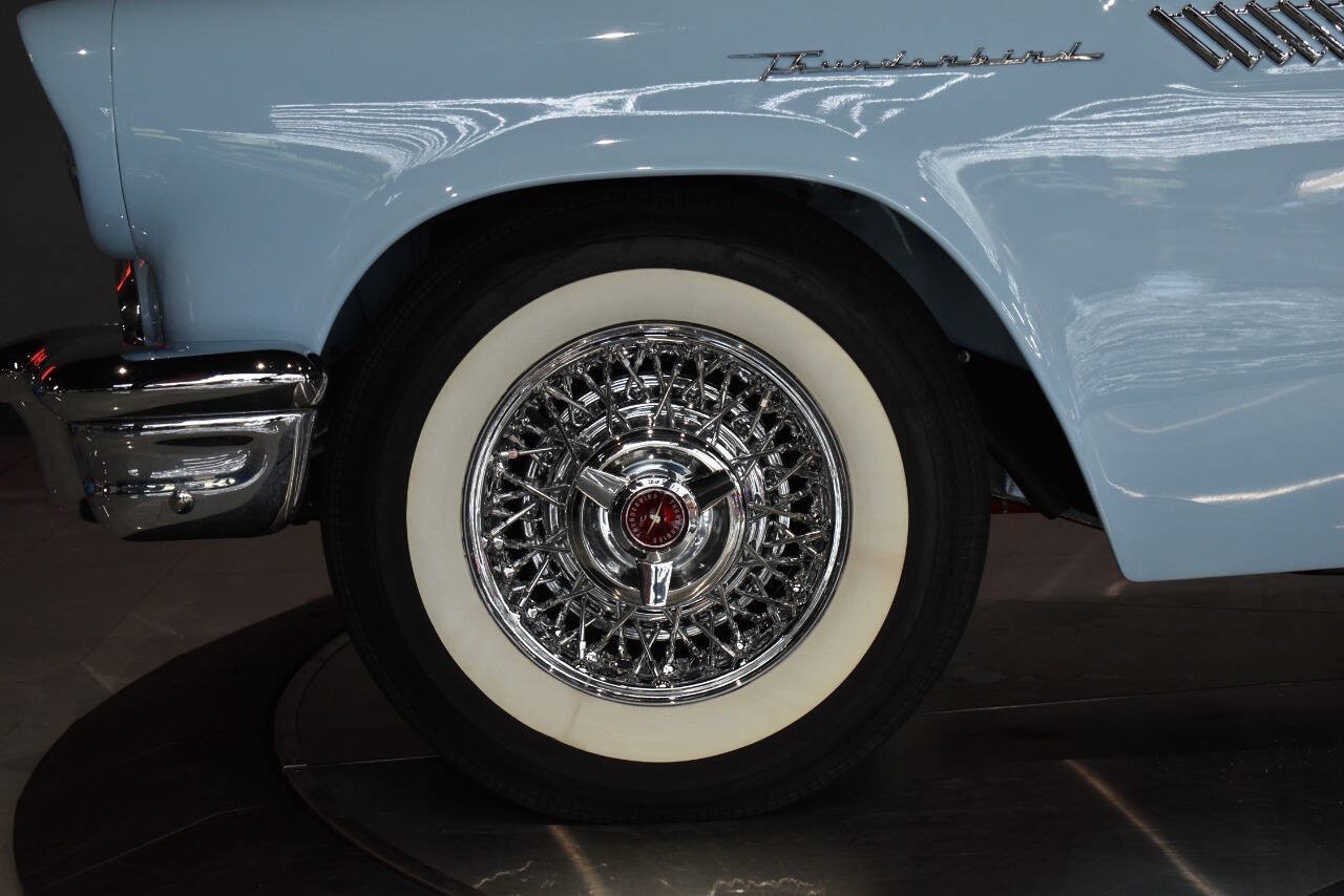 Ford-Thunderbird-1957-Convertible-24