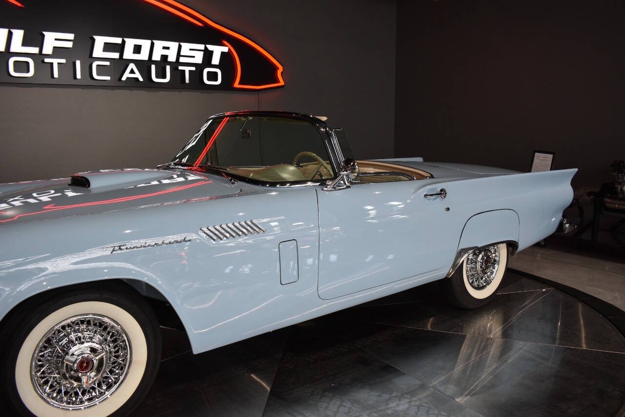 Ford-Thunderbird-1957-Convertible-26