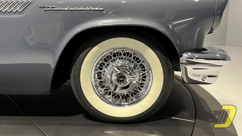 Ford-Thunderbird-1957-Convertible-29