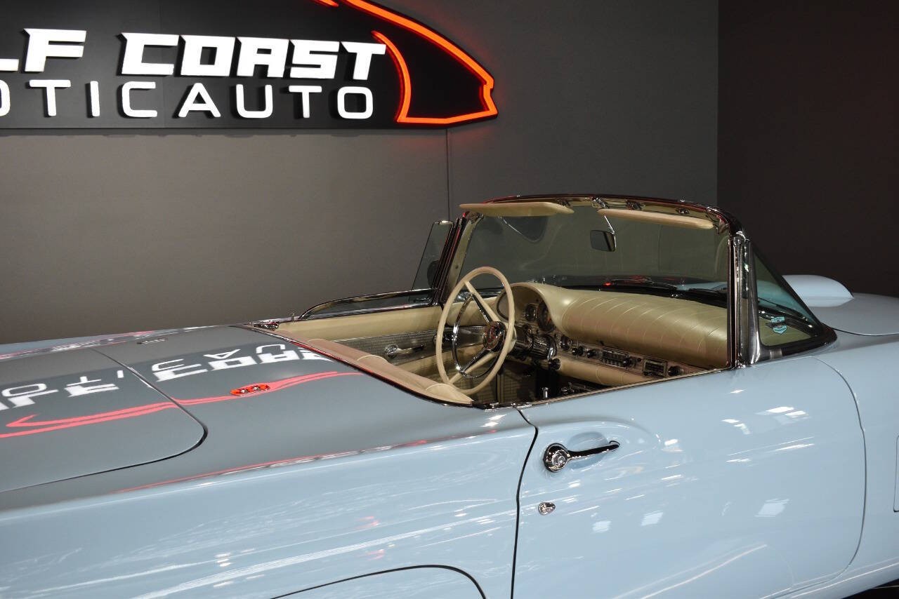Ford-Thunderbird-1957-Convertible-38