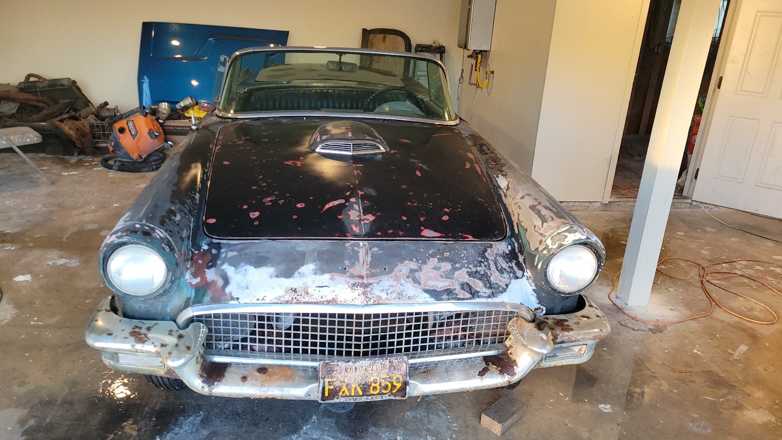 Ford-Thunderbird-1957-Convertible-9