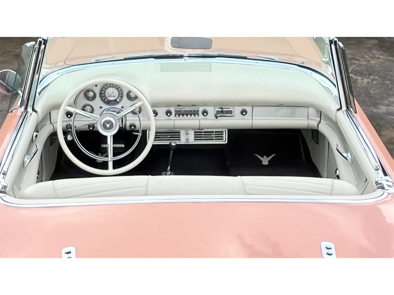 Ford-Thunderbird-1957-Coral-Sand-White-10