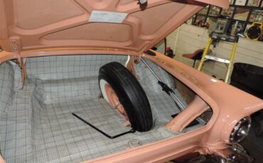 Ford-Thunderbird-1957-Coral-Sand-White-18