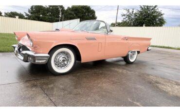 Ford-Thunderbird-1957-Coral-Sand-White-3