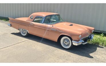 Ford-Thunderbird-1957-Coral-Sand-White-9