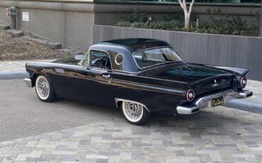 Ford-Thunderbird-1957-Raven-Black-BlackWhite-10
