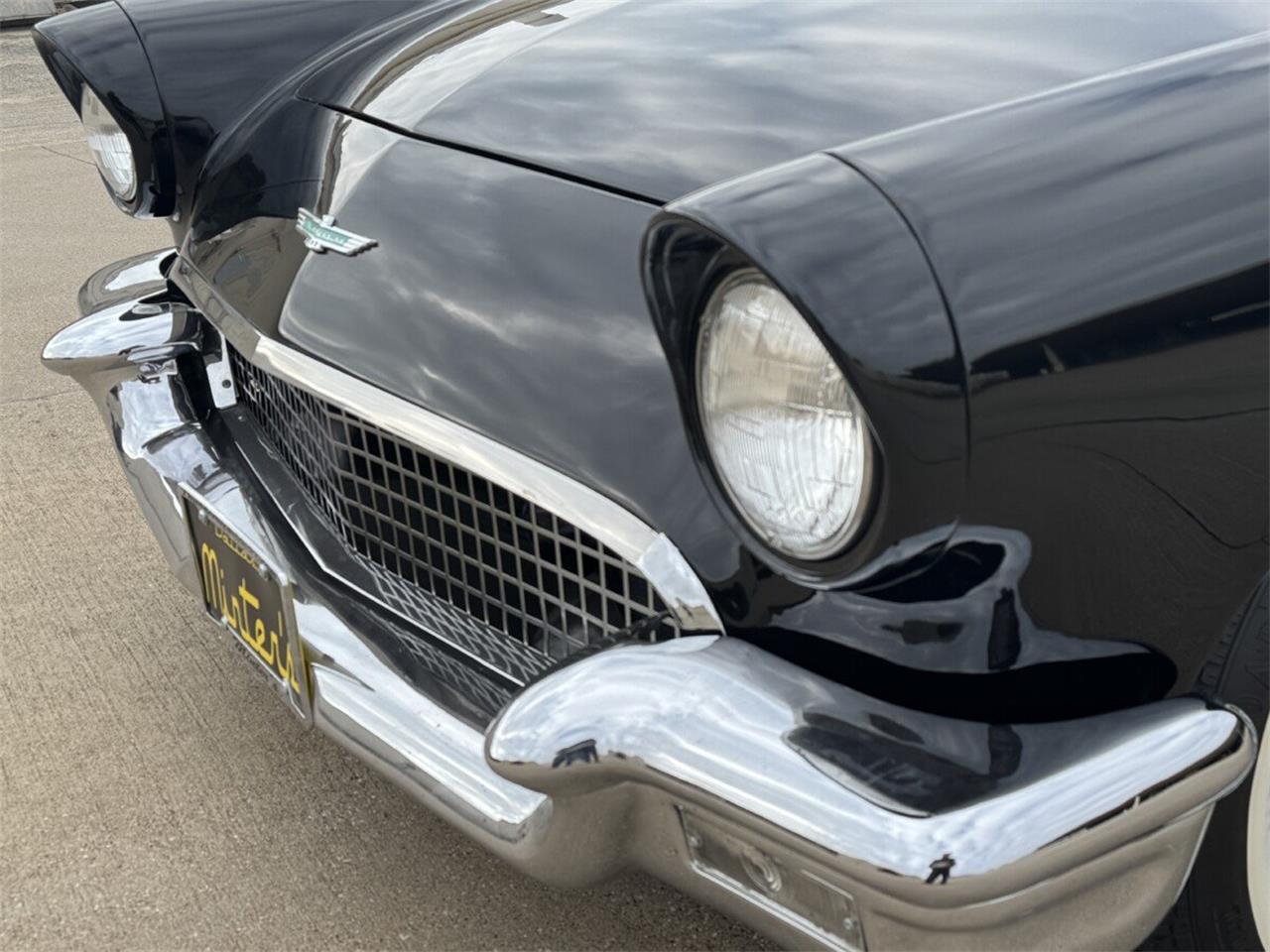 Ford-Thunderbird-1957-Raven-Black-BlackWhite-2