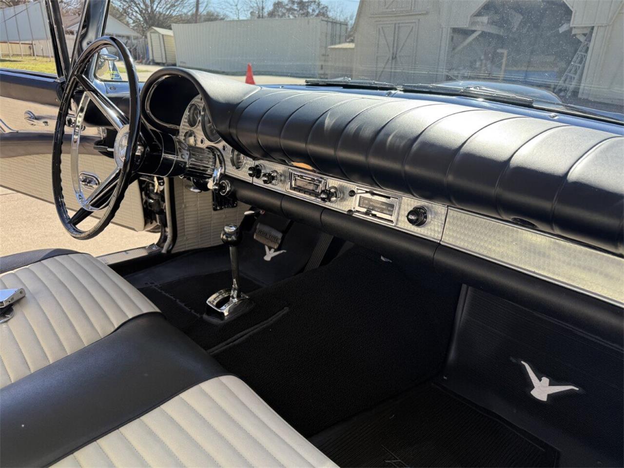 Ford-Thunderbird-1957-Raven-Black-BlackWhite-20