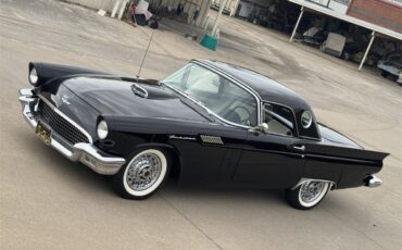 Ford-Thunderbird-1957-Raven-Black-BlackWhite-4