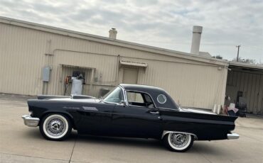 Ford-Thunderbird-1957-Raven-Black-BlackWhite-9