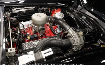 Ford-Thunderbird-1957-Raven-Black-Flame-Red-36